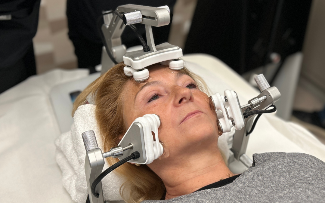 Mituri și adevăruri despre liftingul facial non-invaziv